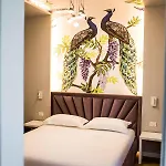 Bonsai Hotel