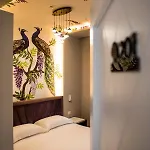 Bonsai Hotel